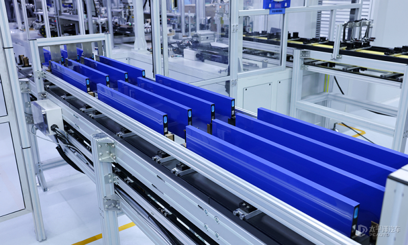 Chinese automakers rush to self-develop batteries, signaling industry maturation