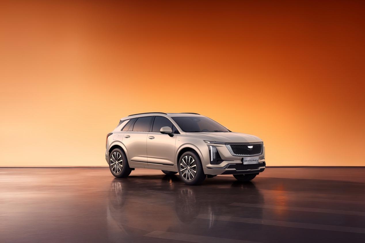 Cadillac XT5 PHEV Air trim cuts entry price to 239,900 yuan in China